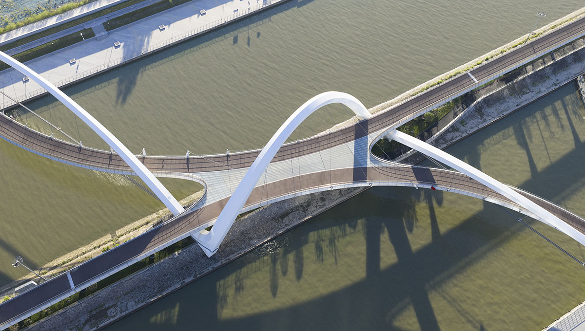 Zaha Hadid Architects presenta il ponte di seta di Hangzhou: un nuovo nodo di mobilità sul Grande Canal