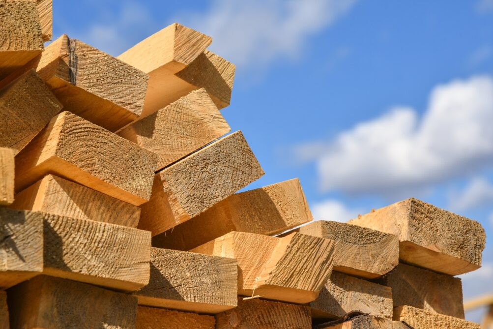 National Timber Group in amministrazione: impatti e prospettive per il settore delle costruzioni
