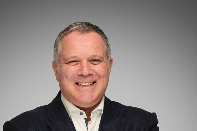 Marshalls annuncia ricerca di nuovo CEO: l'azienda in cerca di nuovo leader