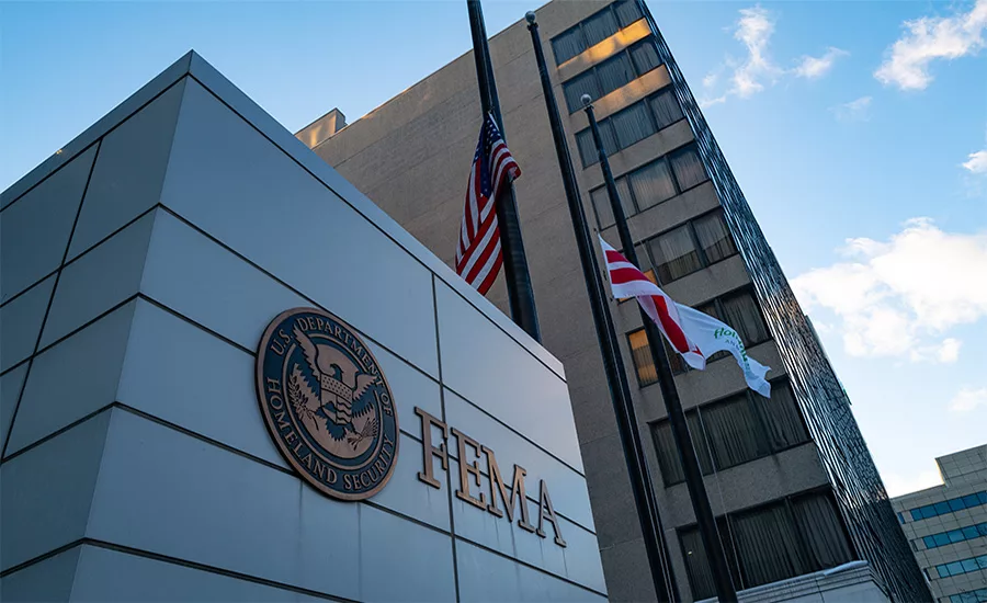 FEMA: il capo si dimette improvvisamente, progetti di recupero in sospeso a causa dello shutdown