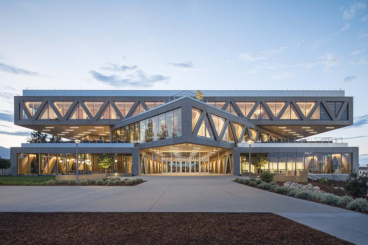 Robert Day Sciences Center: l'architettura di BIG trasforma il campus di Claremont McKenna College