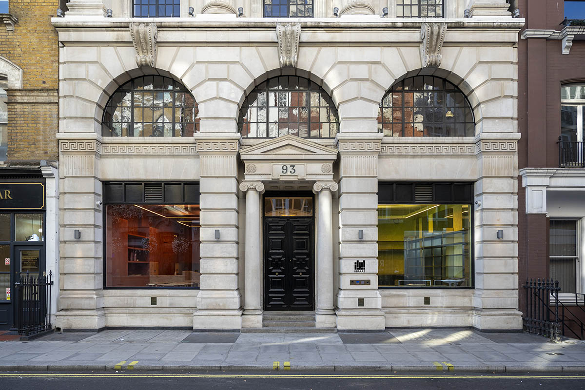 Sumayya Vally trasforma un edificio londinese di categoria Grade II in una coreografia di spazio