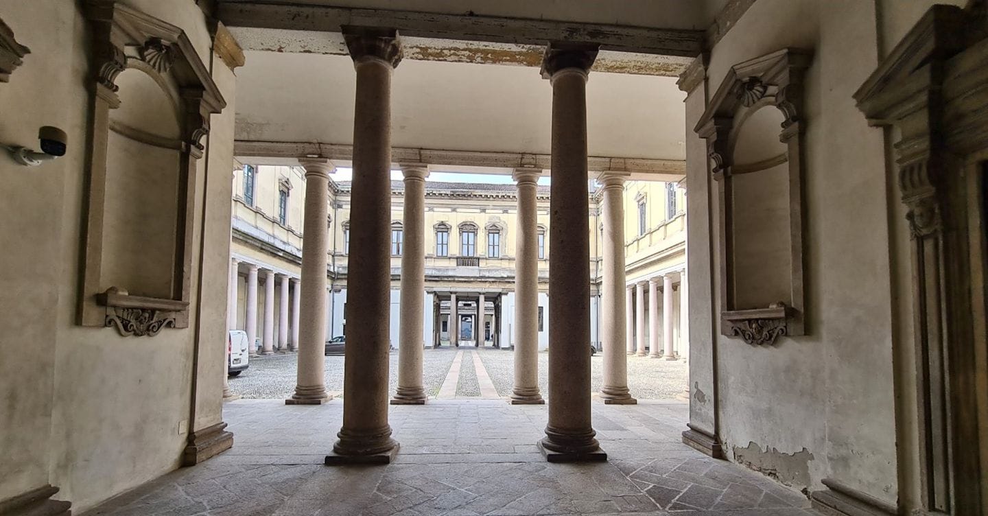 Bando per il Palazzo Senato: trasformazione di due spazi in caffetteria, co‑working e ristorante