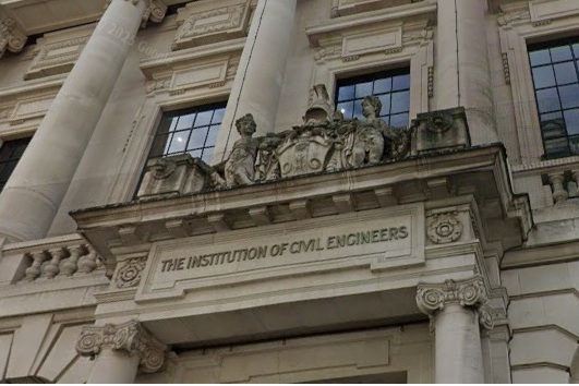 Il governo intende introdurre un controllo statale sulle professioni edilizie