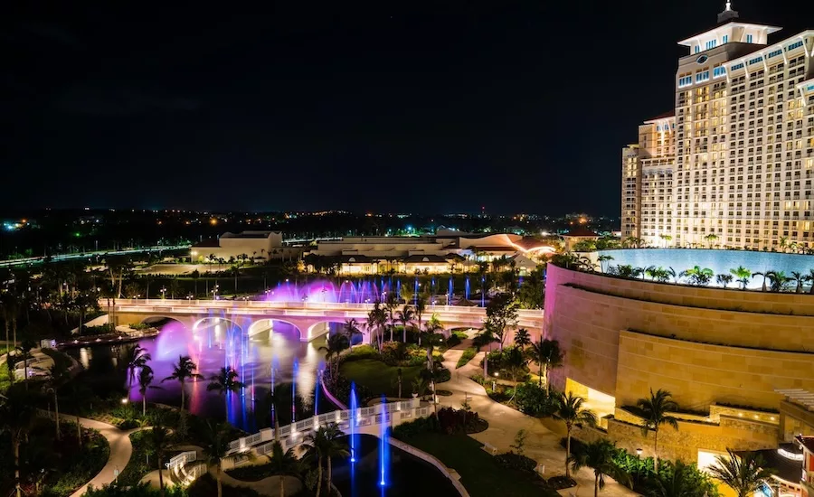 Decennio di contenzioso tra sviluppatore e appaltatore: impatti sul progetto e sul mercato