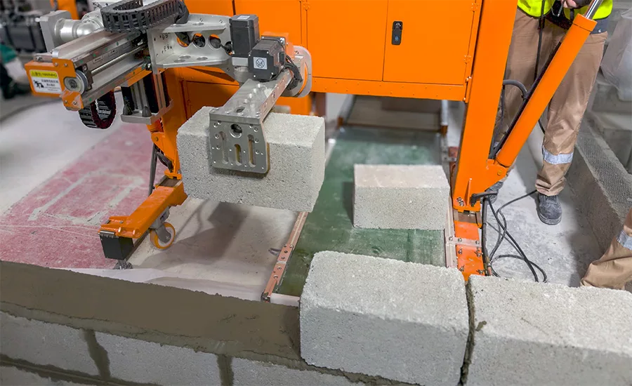 Robotica per la posa di mattoni: la startup introduce i gemelli digitali negli Stati Uniti