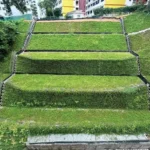 GeoBarrier al Furama Riverfront Hotel: stabilizzazione premiata di una pendenza di 22 metri in Singapore