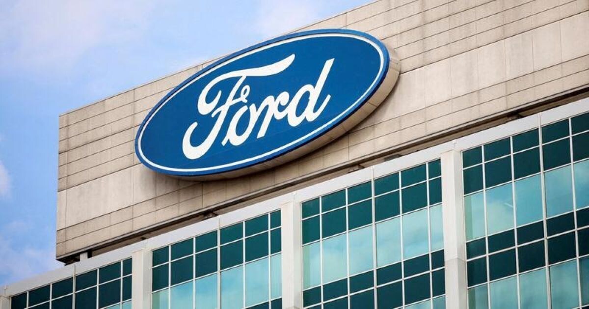 Ford punta a un'auto elettrica a 30.000 $ con guida autonoma di livello 3 entro il 2028