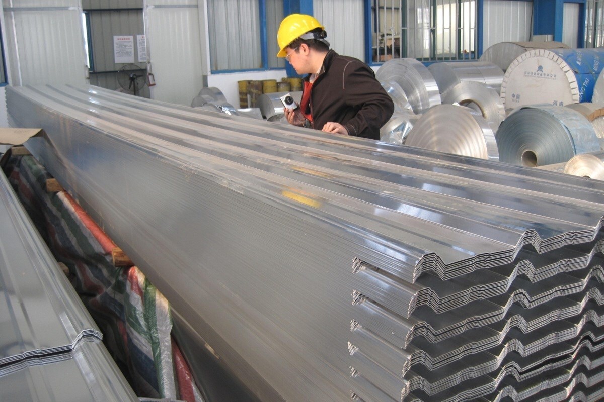 RPM International amplia la sua offerta di rivestimenti con l’acquisizione di Kalzip