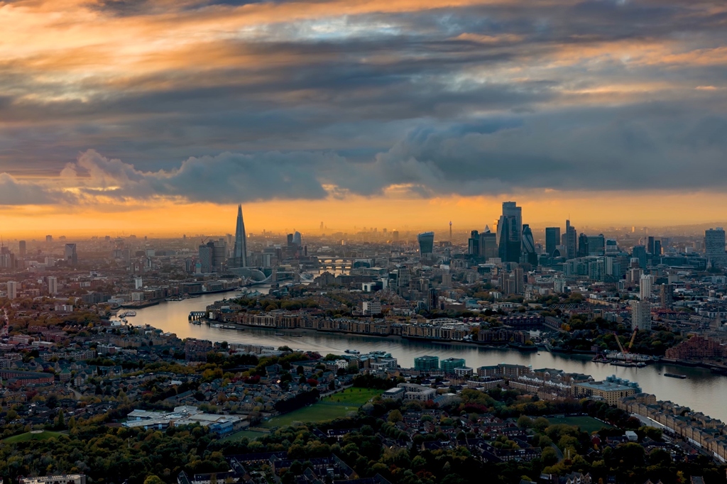 Aumento del 5% nei costi delle gare d'appalto: rischi per i progetti infrastrutturali del Regno Unito