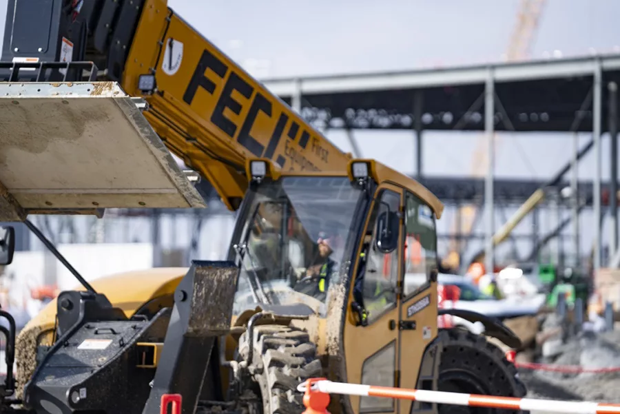 Turner Construction lancia First Equipment Co., nuova filiale per noleggio attrezzature e logistica