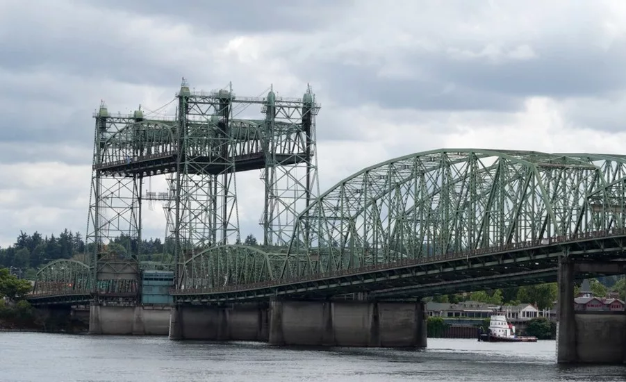 Costi in crescita: il progetto del ponte I-5 sull'Oregon sotto scrutinio