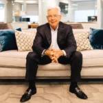 Michael Neal: 46 anni di leadership premiati da ENR per la sua visione centrata sulle persone