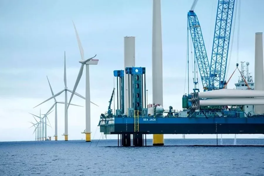 Revolution Wind e Empire Wind chiedono ingiunzione per riprendere cinque progetti di energia eolica offshore bloccati da Trump
