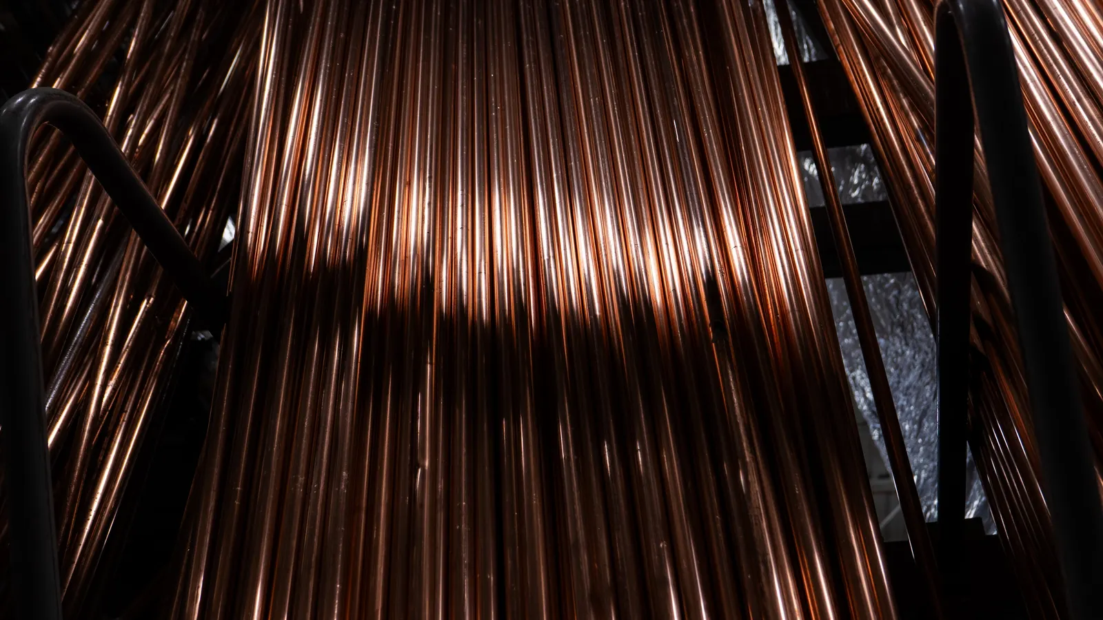 Rialzo dei prezzi del rame e dei componenti elettrici: impatto sui costi delle costruzioni