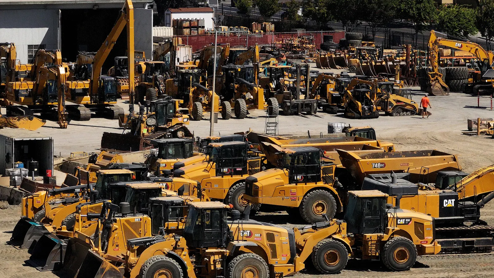 Calo degli investimenti nelle costruzioni industriali e per uffici: cause e impatti economici