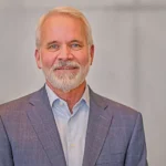 Mike Hoover vince l'ENR Southwest Legacy Award 2026: Sundt raggiunge 4 miliardi di dollari di ricavi