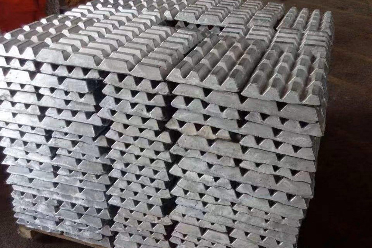 Alluminio in calo: sentiment di acquisto rimane basso nonostante la diminuzione dei prezzi