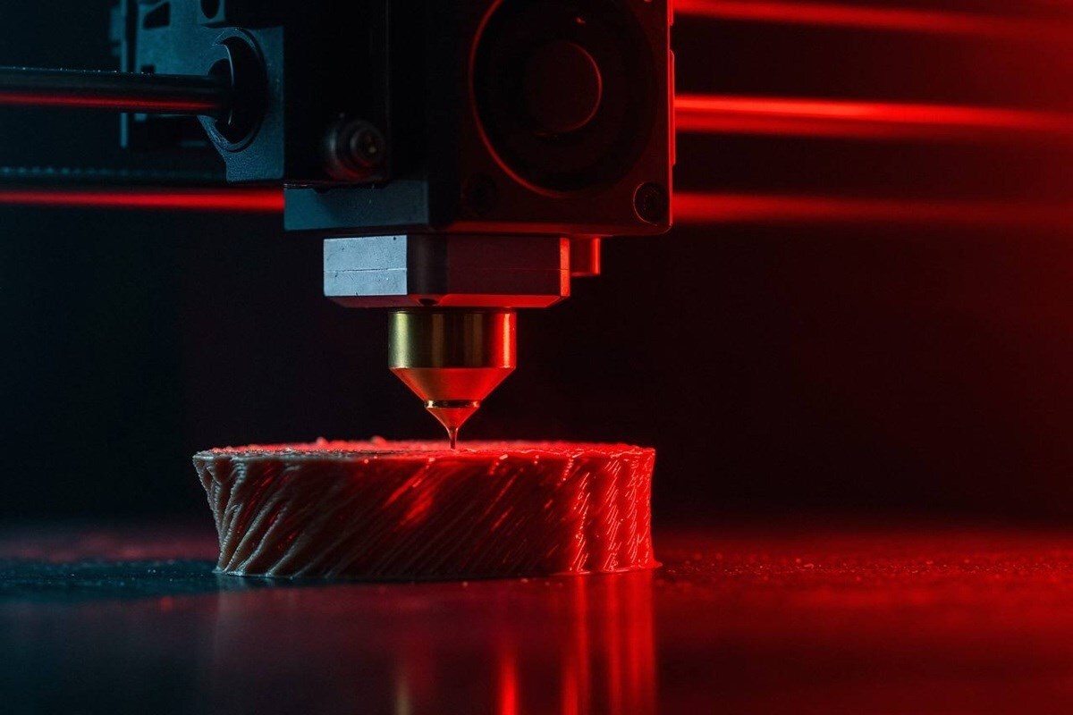 RUSAL lancia RS‑770K: composito alluminio‑ceramico con resistenza alla trazione superiore del 30 % per la stampa 3D