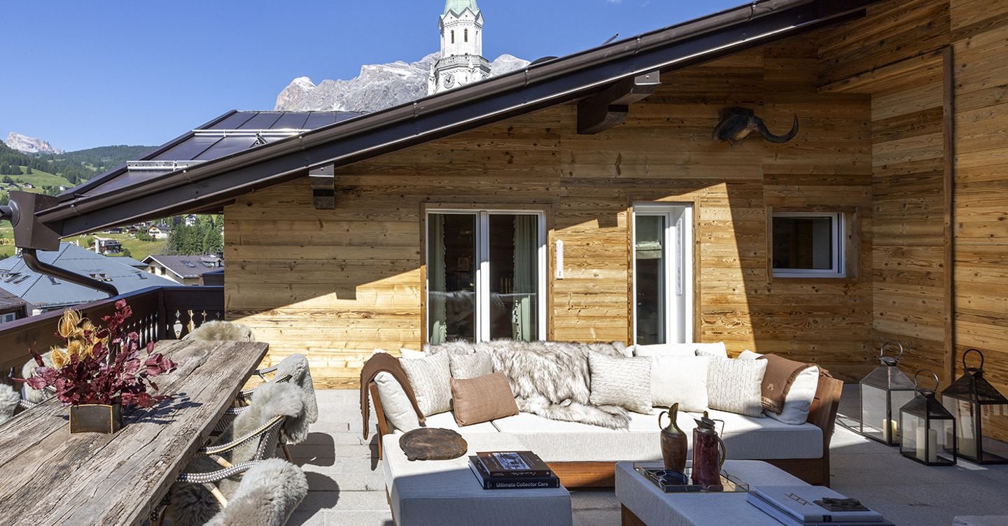 Hotel Essential apre a Cortina d'Ampezzo: design di Carlo Ratti Associati celebra il 70° anniversario dei Giochi invernali