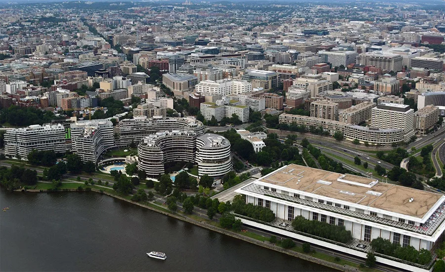 Presidente Trump propone ristrutturazione completa del Kennedy Center: finanziamenti e controllo federale in discussione