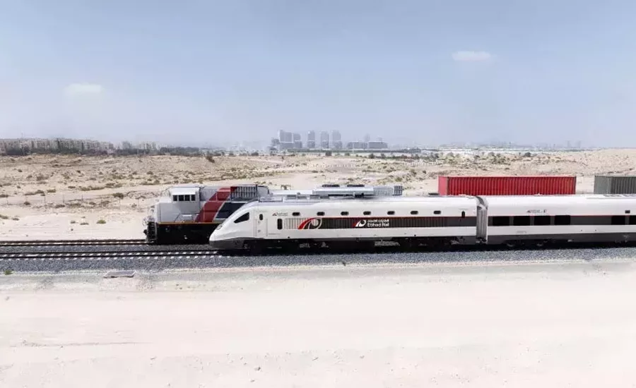 Emirati Arabi Uniti firmano primo contratto per ferrovia ad alta velocità da 150 km e 8 miliardi di dollari