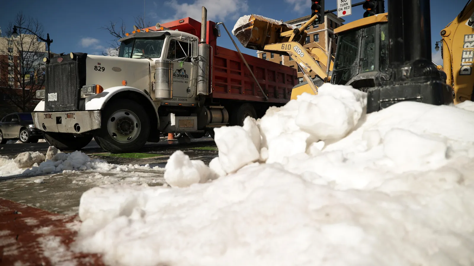 Tariffe in aumento: i costi delle costruzioni non residenziali potrebbero salire del 3,2 % nel 2025