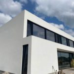 RoofEtics® di RÖFIX: continuità estetica e tecnica tra facciata e copertura